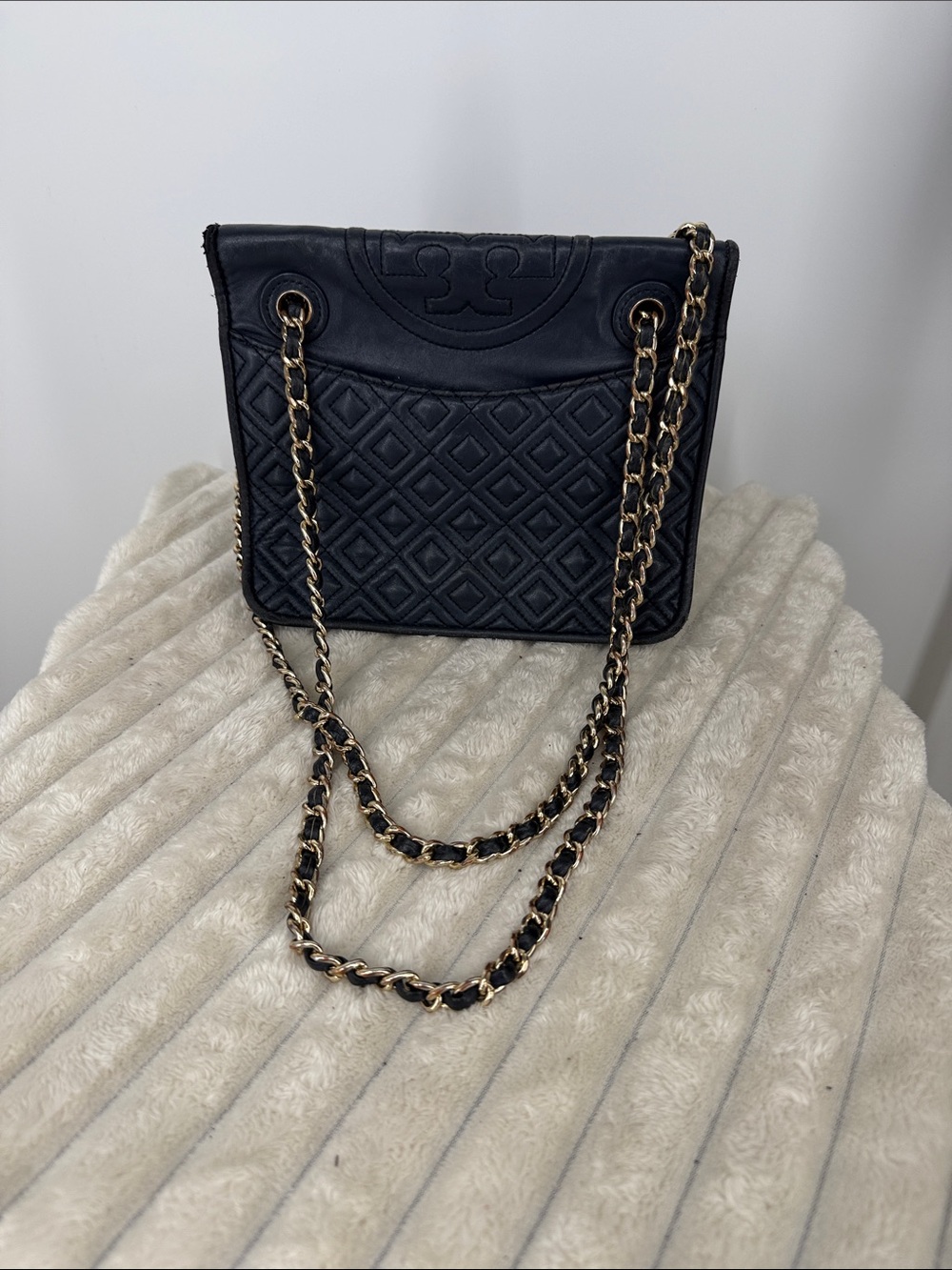 TORY BURCH Savannah Convertible Shoulder Bag - Navy